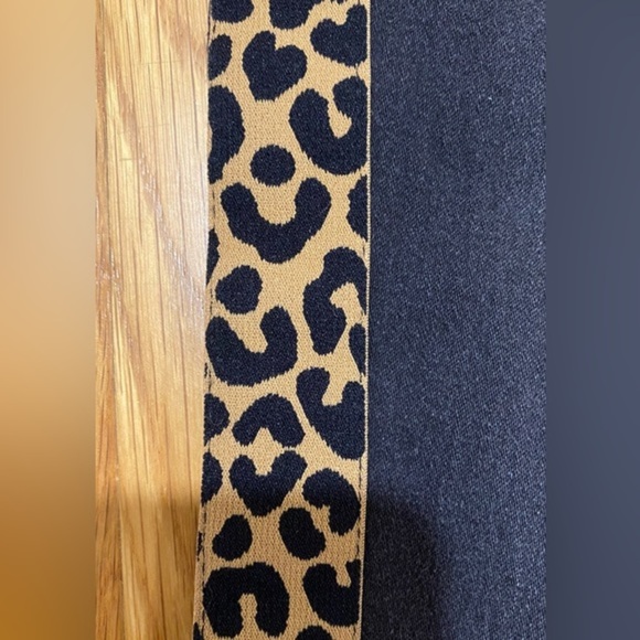 NWT Levi’s Pull-On Jeggings Leopard Stripe 14Y - Picture 2 of 9